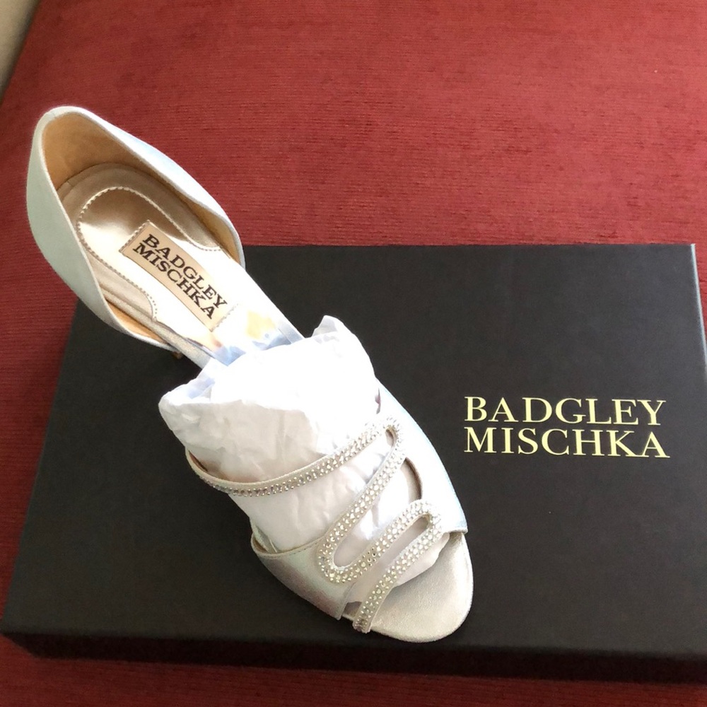 Shoes - Picture 3 of 3